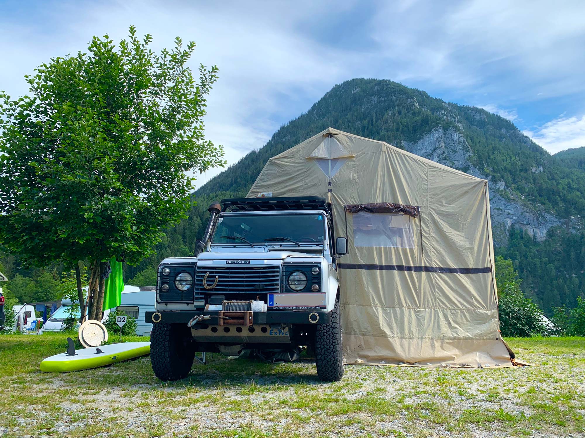 Camping mit Dachzelt