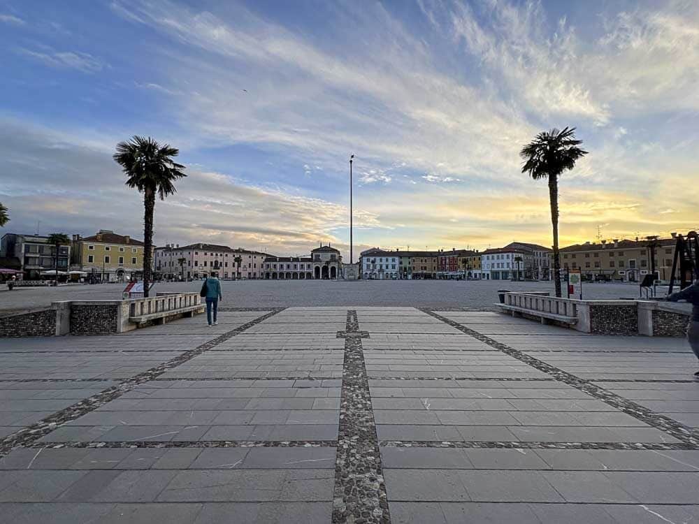 Palmanova