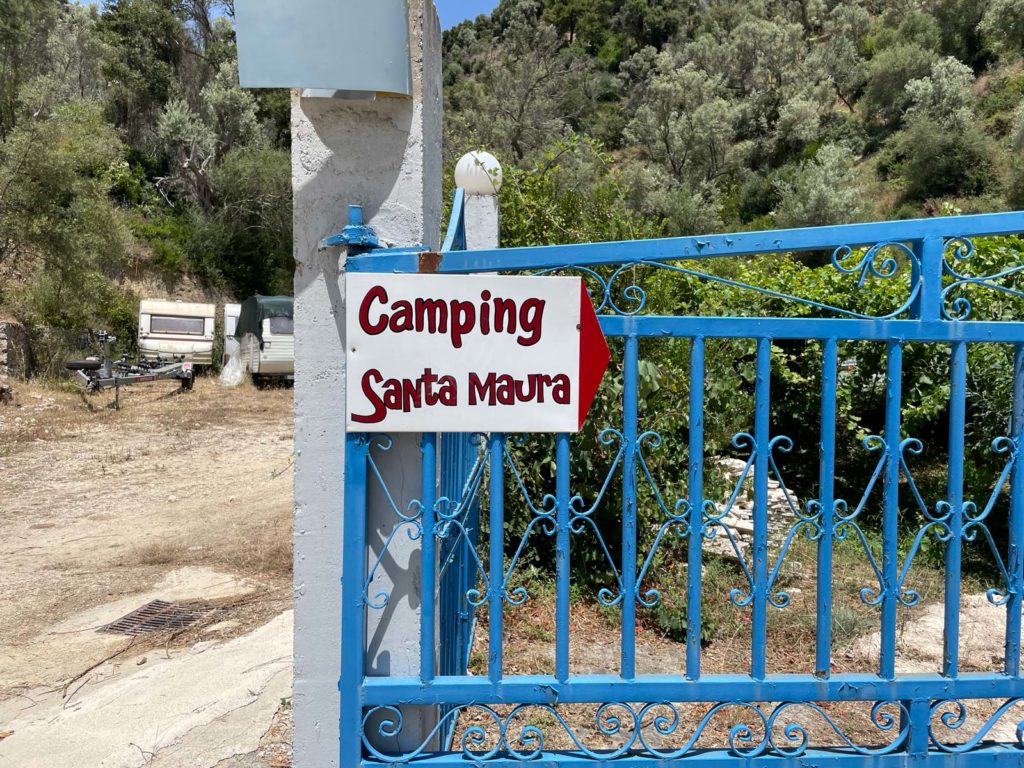 Beach Camping Santa Maura ©VANLIFE_Magazin
