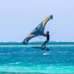 Wingfoilen und campen: 6 Spots, an denen beides passt